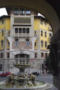 La Fontana delle Rane - Quartiere Cppedè